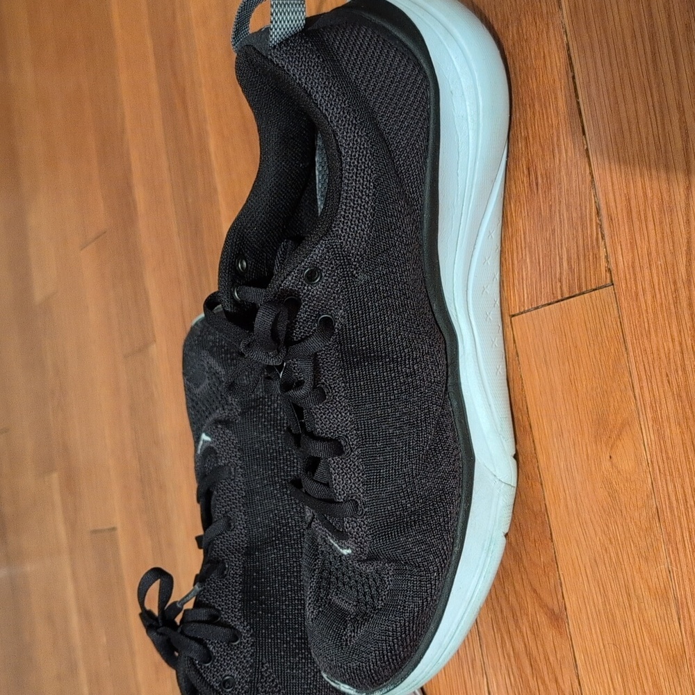 Hoka Hupana Flow Sneakers - Picture 7 of 11